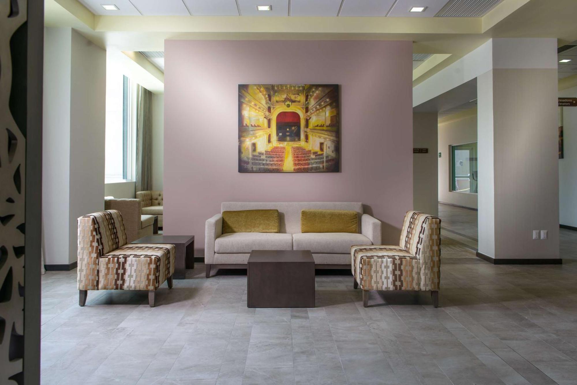 Hampton Hotel 3*